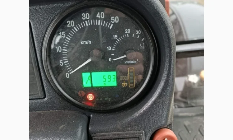 Трактор МТЗ 1523 - фото № 5