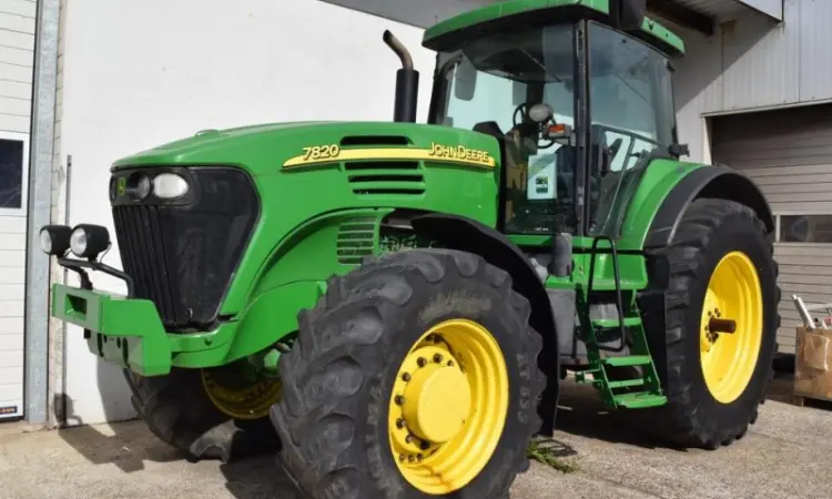Трактор колісний John Deere 7820 - фото № 1