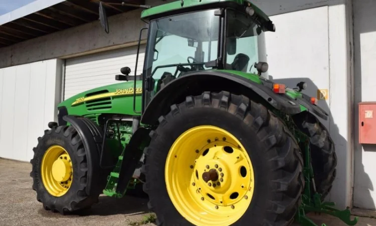 Трактор колісний John Deere 7820 - фото № 3