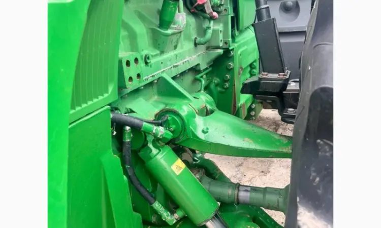 Трактор колісний John Deere 8520 - фото № 6