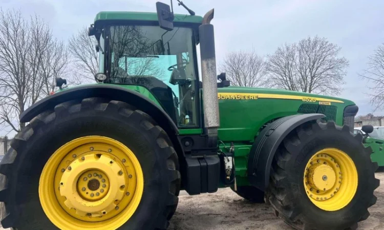 Трактор колісний John Deere 8520 - фото № 2