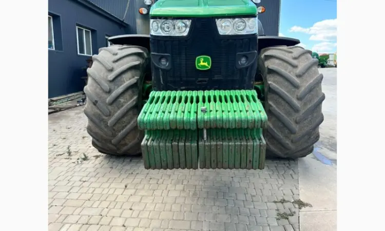 Колісний трактор John Deere 8370R - фото № 1