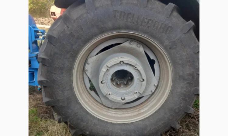 Колісний трактор Massey Ferguson 6713 - фото № 6