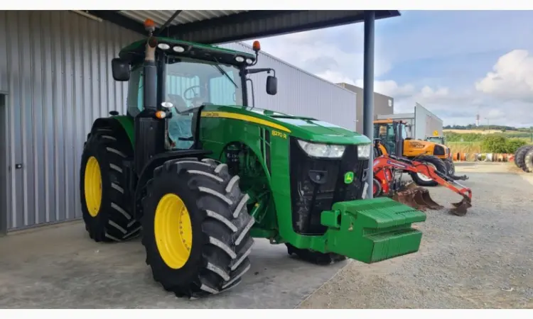 Трактор John Deere 8270R (2015) - фото № 1
