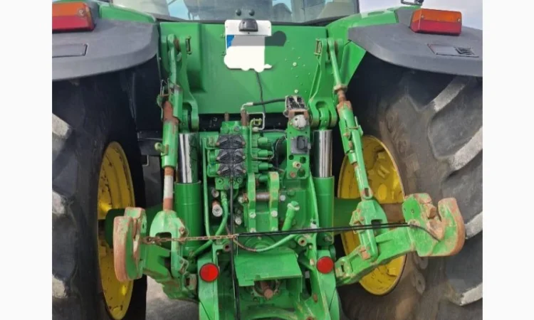 Трактор John Deere 8430 (2007) - фото № 10