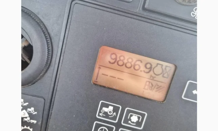 Трактор John Deere 8430 (2007) - фото № 12