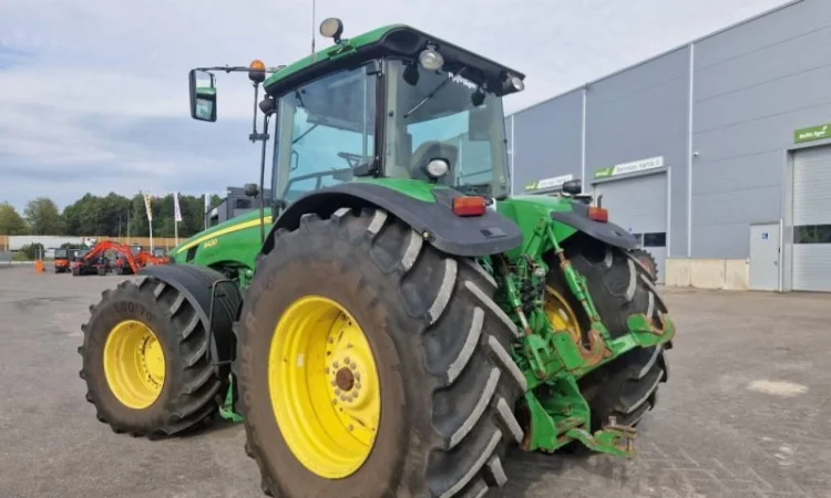 Трактор John Deere 8430 (2007) - фото № 7