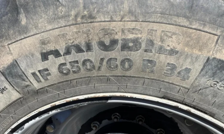 Трактор Case Magnum 340 CVX (2019) - фото № 8