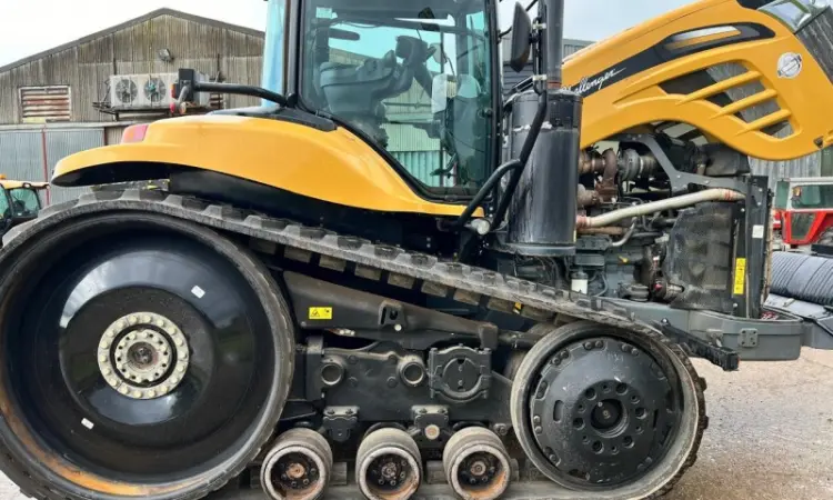 Трактор гусеничний Challenger MT 755E (2015) - фото № 1