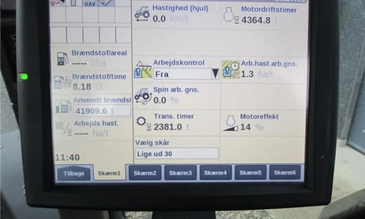 Трактор Case IH Magnum 340 (2012) - фото № 11