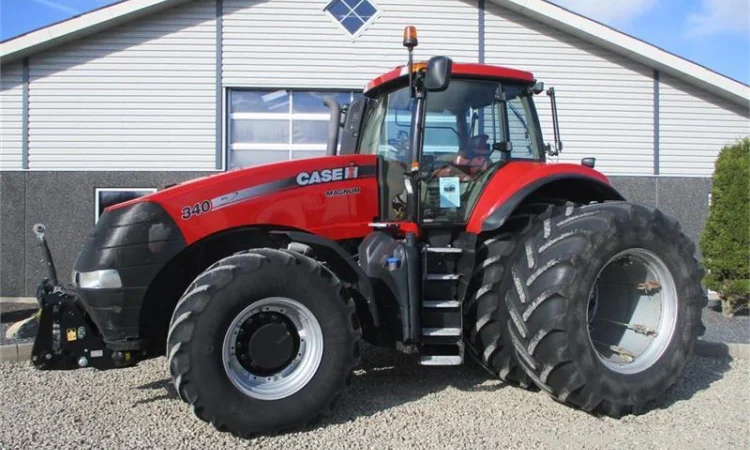 Трактор Case IH Magnum 340 (2012) - фото № 2