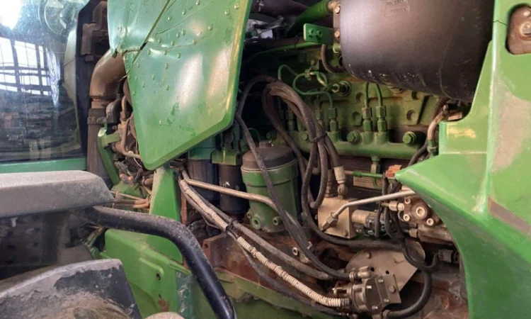 Трактор John Deere 8430 (2009) - фото № 11