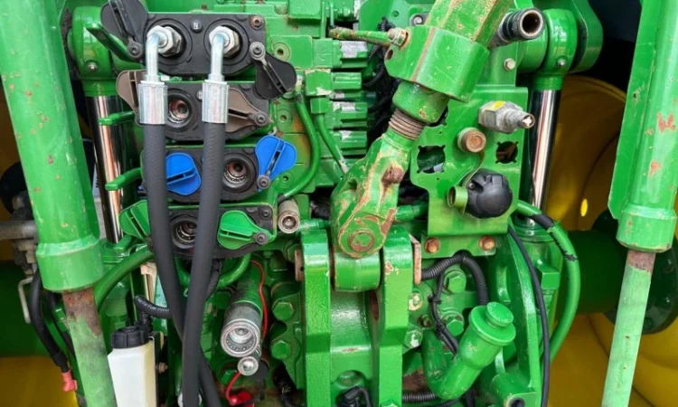 Трактор John Deere 7310R (2016) - фото № 6