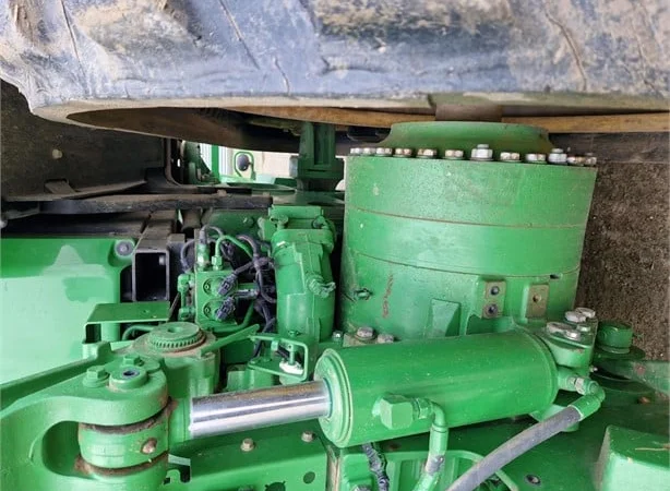 Трактор John Deere 8370RT (2016) - фото № 9