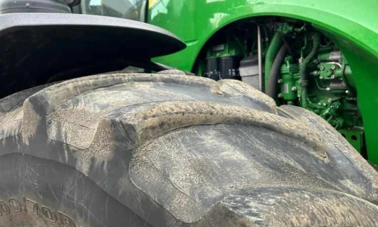 Трактор John Deere 8335R 2012р - фото № 2