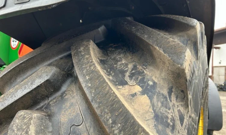 Трактор John Deere 8335R 2012р - фото № 9