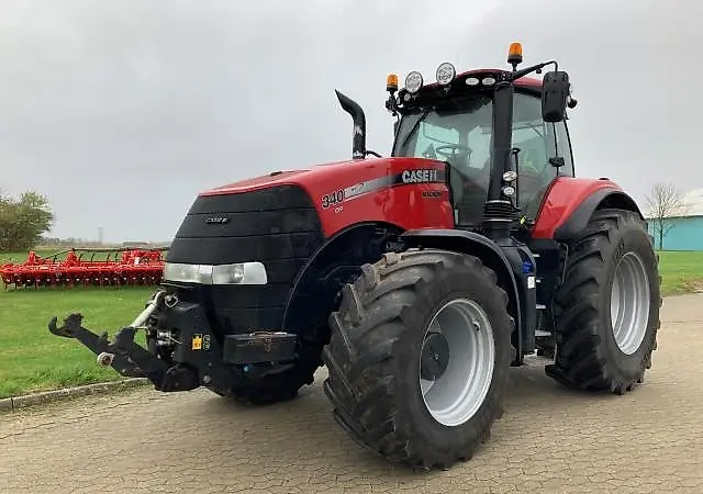 Трактор Case IH MAGNUM 340 (2017) - фото № 1