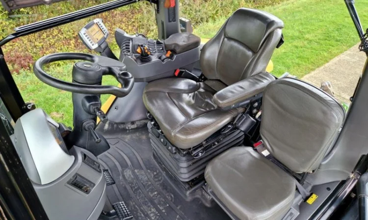 Трактор гусеничний Challenger MT 755 E - фото № 9