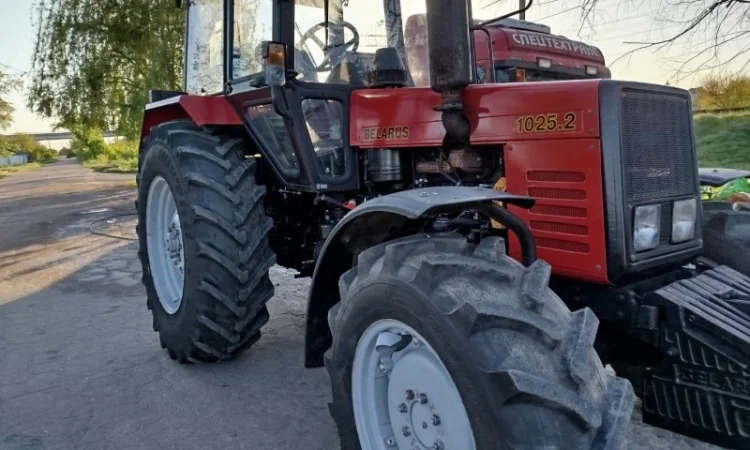 Трактор МТЗ 1025.2 Export - фото № 7