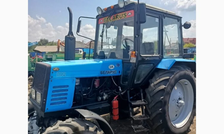 Трактор МТЗ-892 2009 - фото № 4