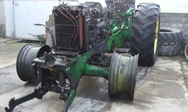 Трактор JOHN DEERE 7810 на запчасти - фото № 2