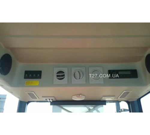 Трактор Lovol ТВ-454 (Фотон ТВ-454) с кабиной и реверсом - фото № 2