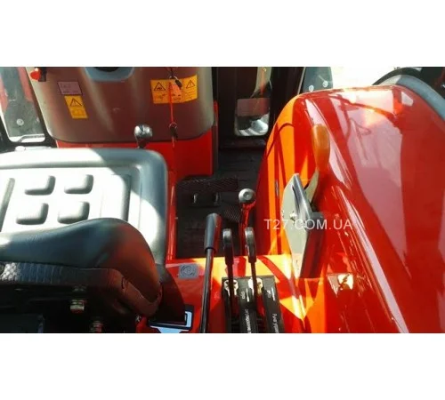 Трактор Lovol ТВ-454 (Фотон ТВ-454) с кабиной и реверсом - фото № 3