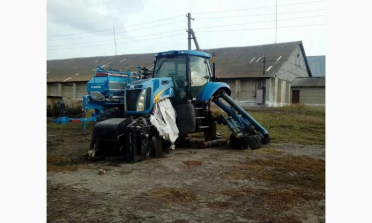 Трактор New Holland 8040 2008 - фото № 1