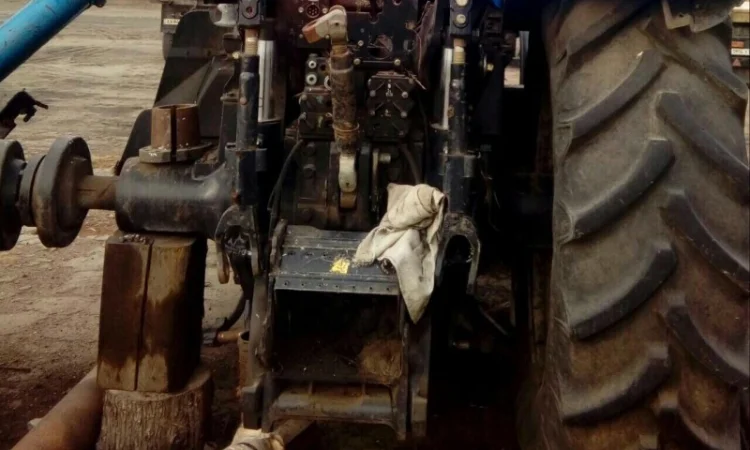 Трактор New Holland 8040 2008 - фото № 2