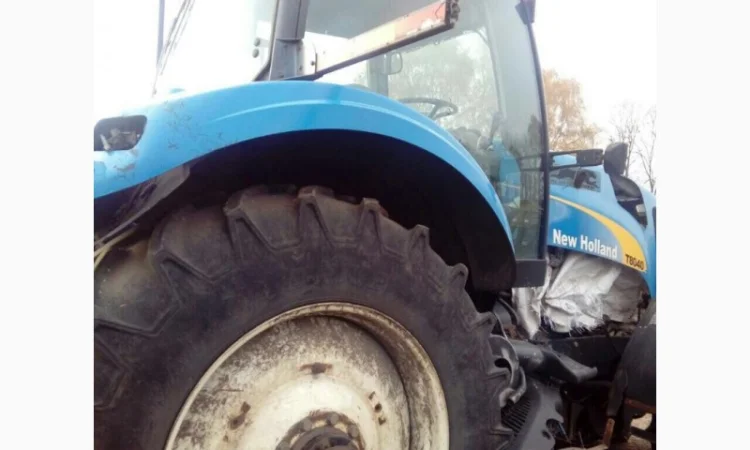 Трактор New Holland 8040 2008 - фото № 4