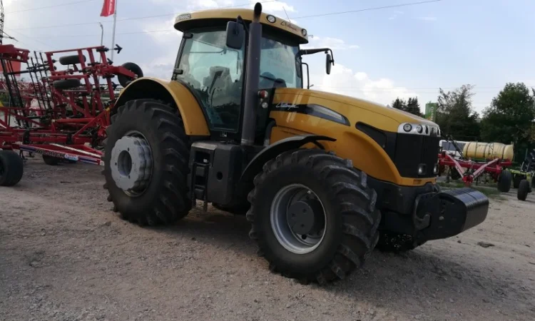 Трактор Challenger MT665C - фото № 3