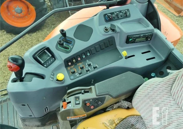 Продам трактор Kubota M6-111 - фото № 12