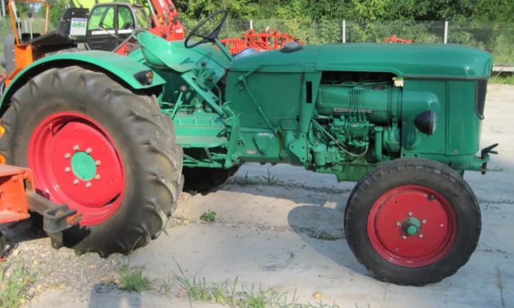 Трактор DEUTZ-FAHR D50 - фото № 1