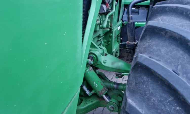 Трактор John Deere 8335R (2013) - PowerShift - фото № 7