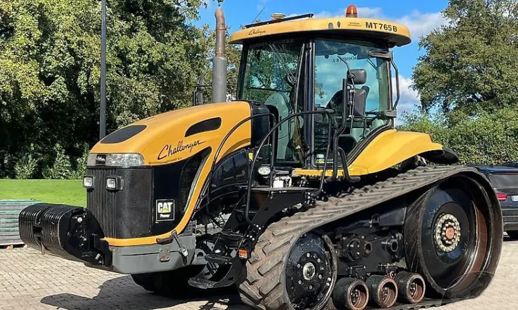 Трактор гусеничний Challenger MT 765B - фото № 1