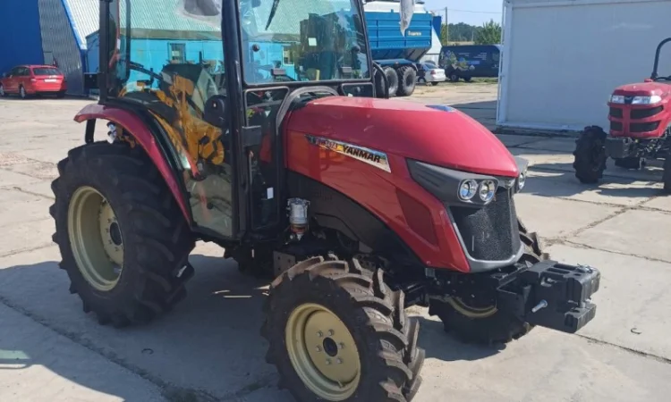 Трактор Yanmar YМ347A( 47 к.с.) - фото № 1