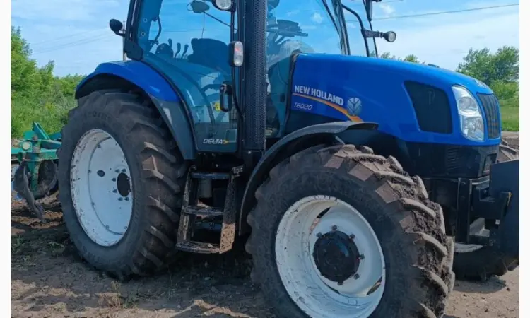 Трактор колісний New Holland Т6020 - фото № 1