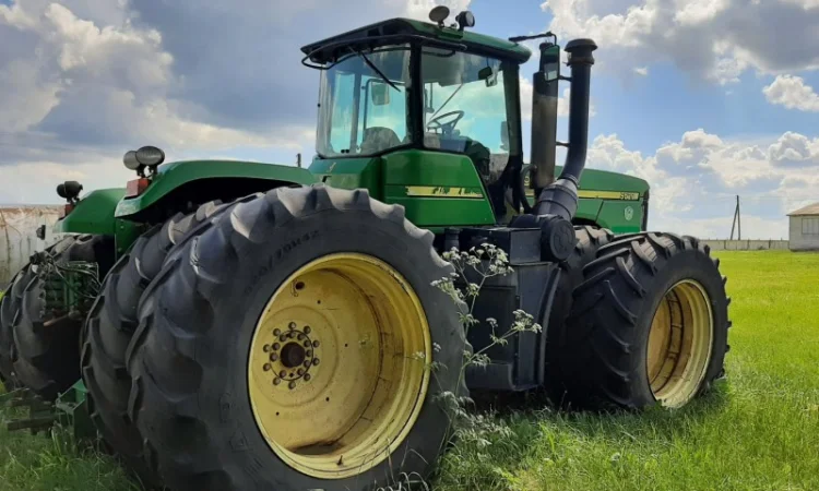 Трактор John Deere 9520 - фото № 3