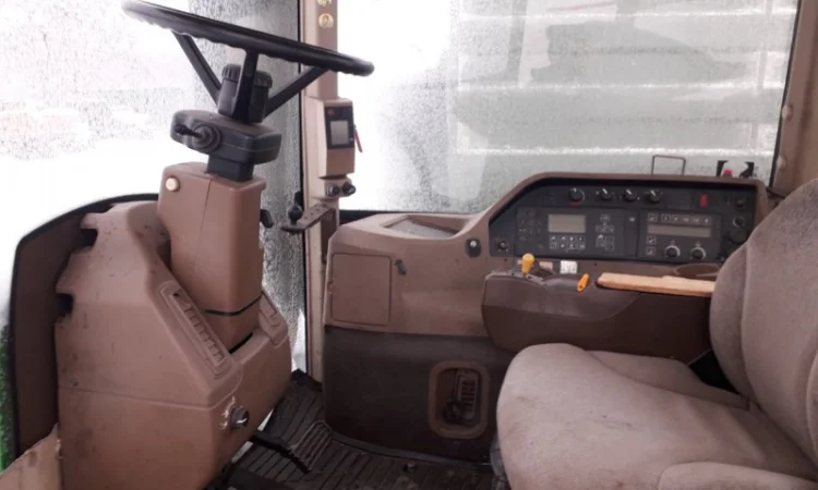 Трактор John Deere 9520 - фото № 6