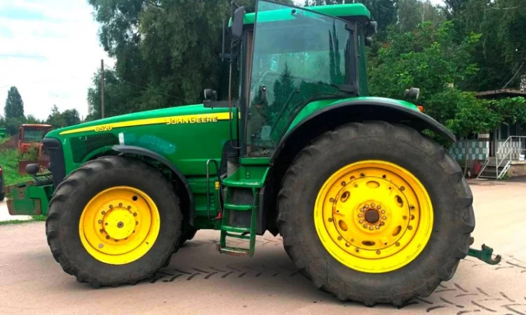 Трактор John Deere 8520 - фото № 1