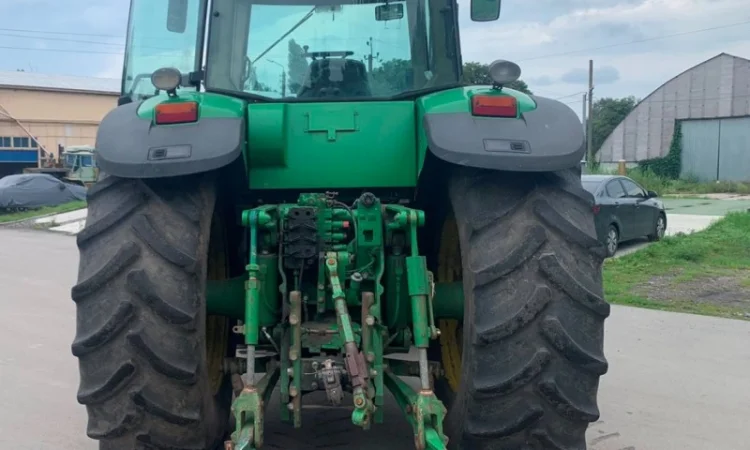 Трактор John Deere 8520 - фото № 7