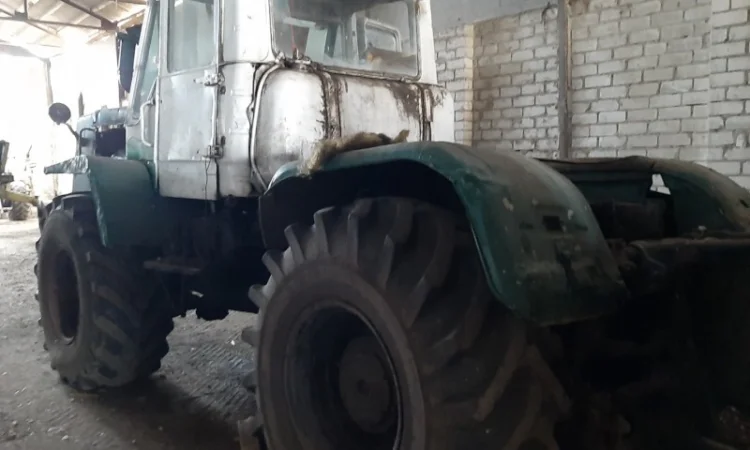 Трактор Т-150 с мотором ЯМЗ-236 - фото № 4