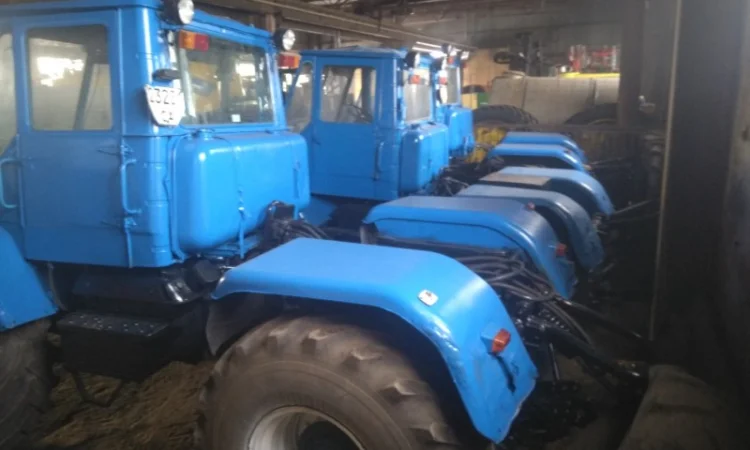 Т150 Трактор ямз - фото № 1