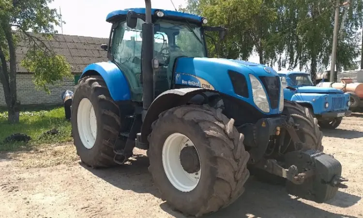 Трактор New Holland Т7060 - фото № 2