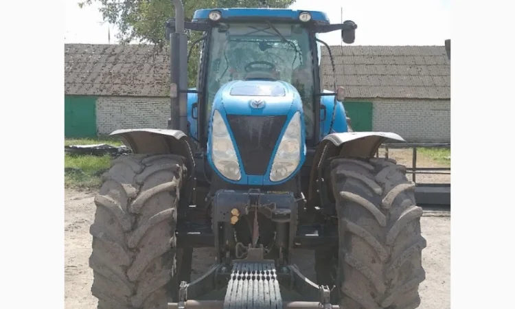 Трактор New Holland Т7060 - фото № 2