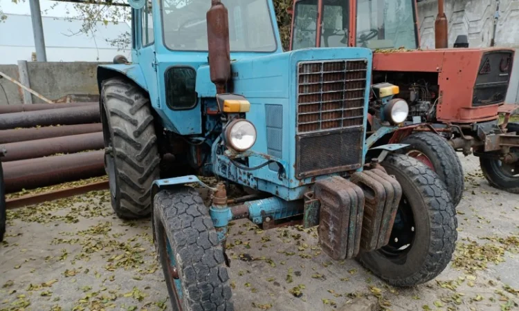 Трактор (сільхозтехніка) МТЗ 80 - фото № 8