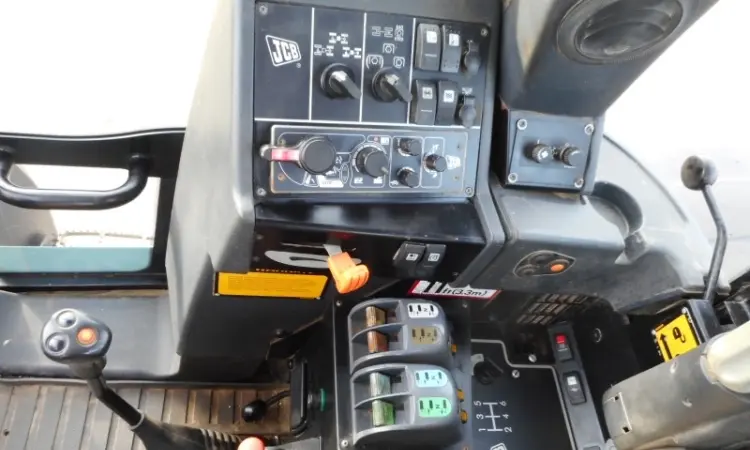 Трактор JCB 2170 4WS - фото № 7