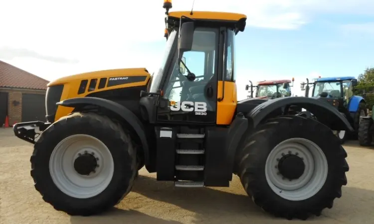 Трактор JCB 3230 - фото № 2