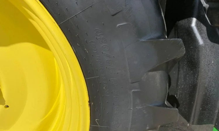 John Deere 6130R 2015 рік - фото № 2