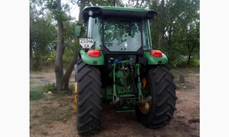 Трактор John Deere 6130 D - фото № 2